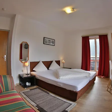 Alpenhotel