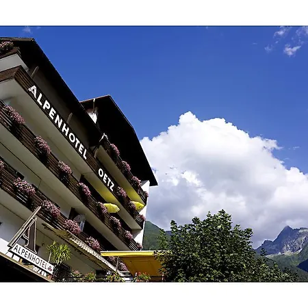 Alpenhotel 2*