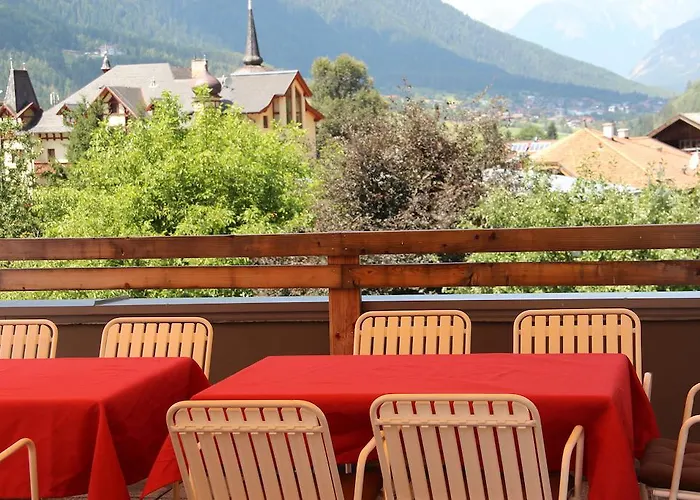 Alpenhotel 호텔 외치